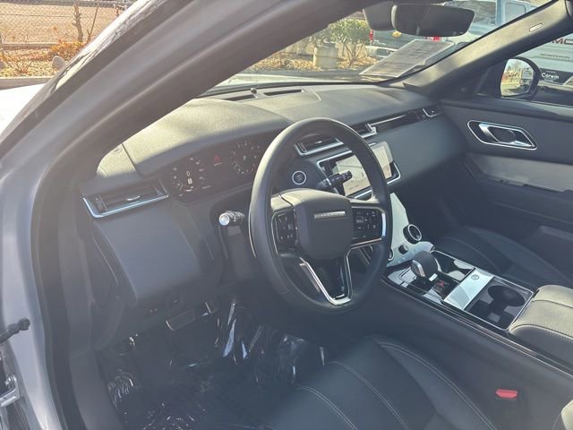 Used 2023 Land Rover Range Rover Velar R-Dynamic S image 14