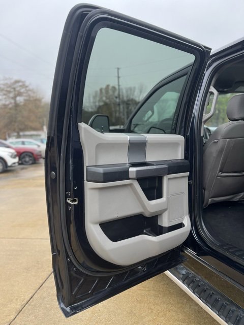 Used 2021 Ford F250 XLT w/ XLT Premium Package image 26