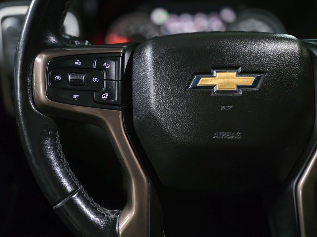 Used 2019 Chevrolet Silverado 1500 High Country w/ Technology Package AWD/4WD image 21