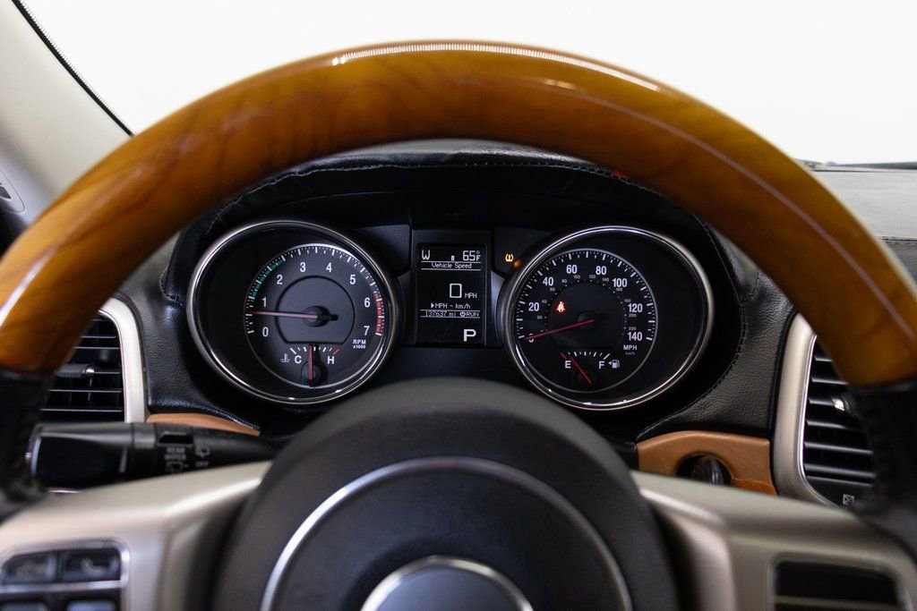 Used 2012 Jeep Grand Cherokee Overland image 27