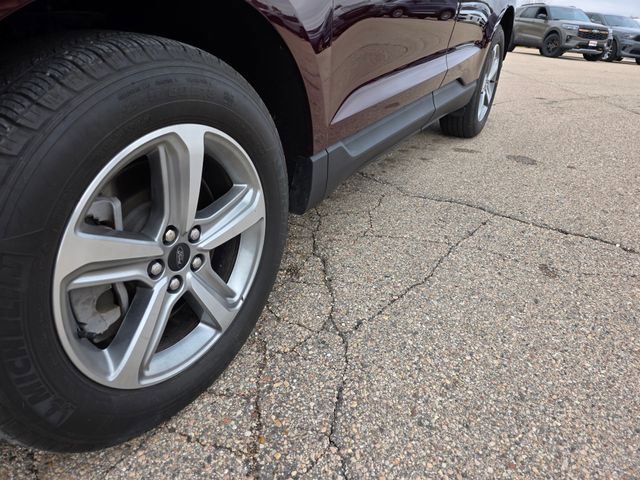 Used 2023 Ford Edge SEL w/ Convenience Package image 41