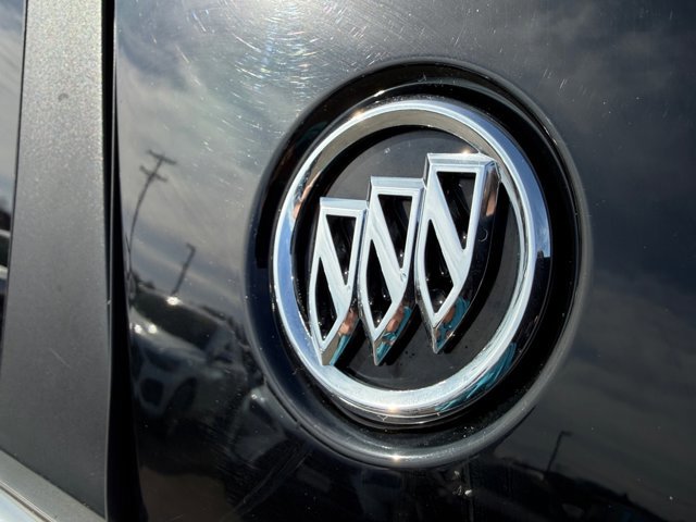 Used 2017 Buick Enclave Leather AWD/4WD image 34
