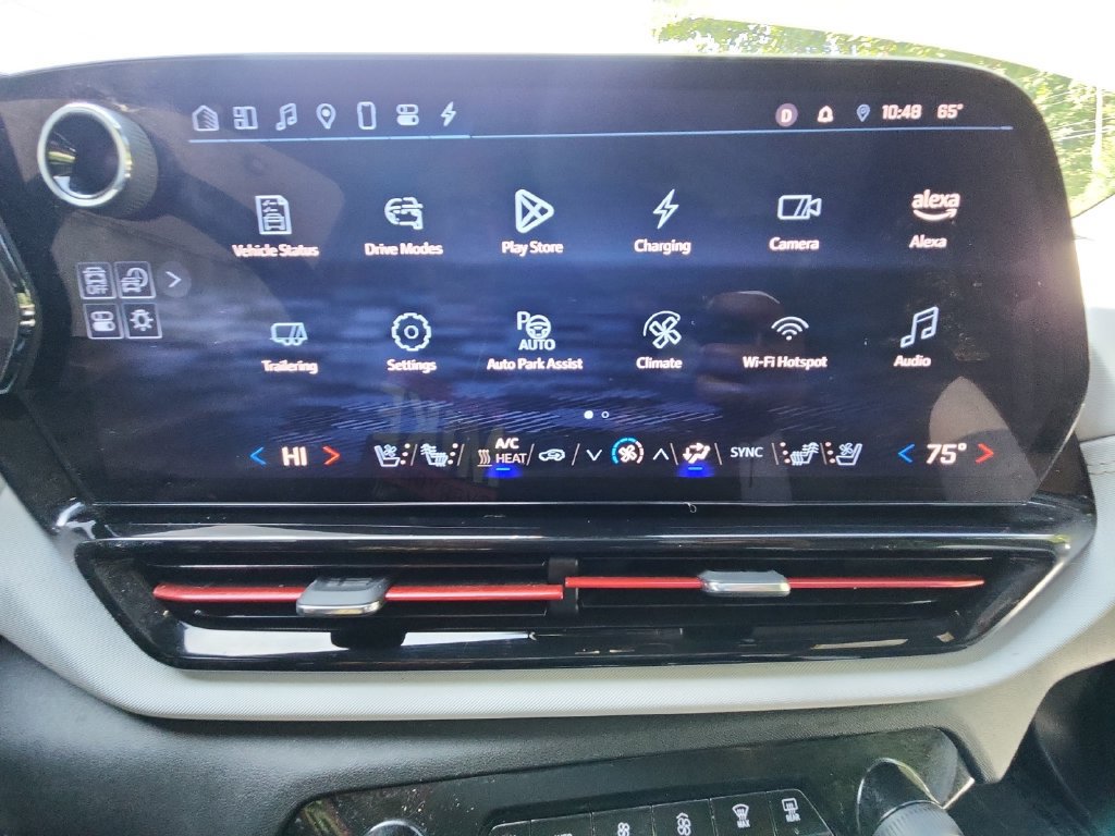 Certified 2025 Chevrolet Silverado EV RST AWD/4WD image 19