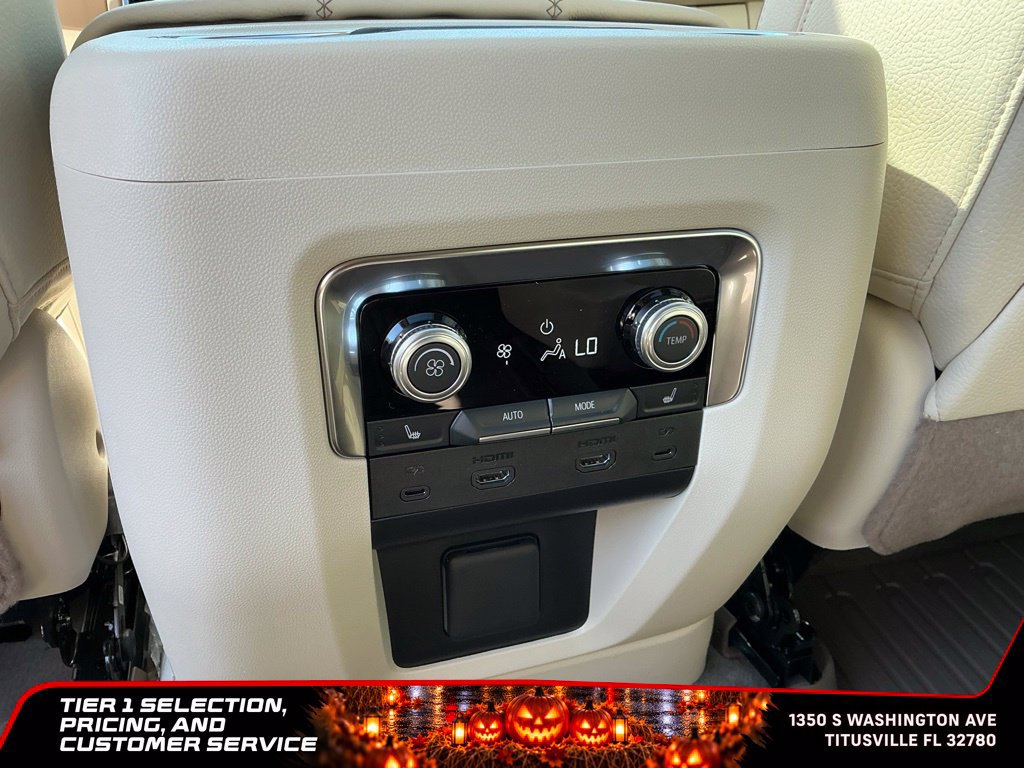 New 2026 GMC Yukon XL Denali w/ Denali Reserve Package RWD image 30