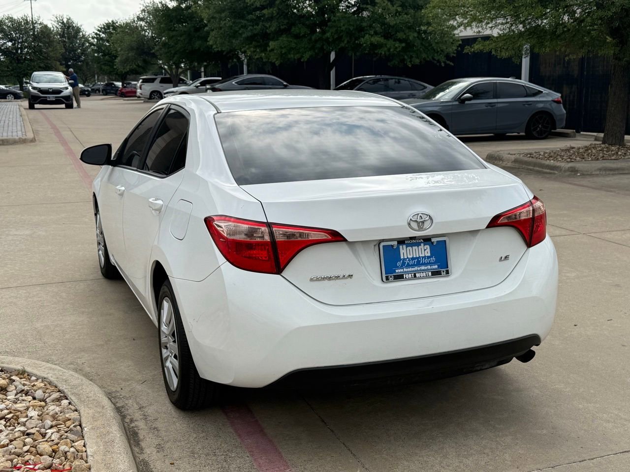 Used 2019 Toyota Corolla LE w/ Carpet Mat Package (TMS) image 3