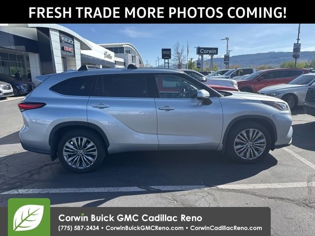 Used 2020 Toyota Highlander Platinum image 5
