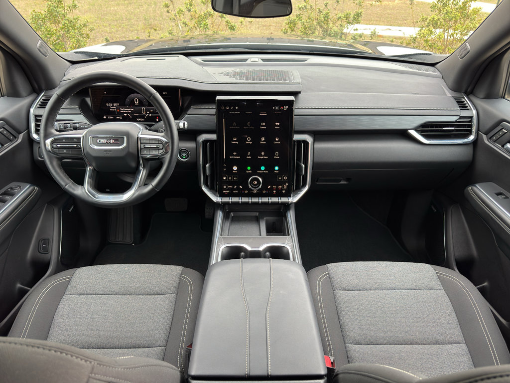 Used 2025 GMC Acadia Elevation image 20