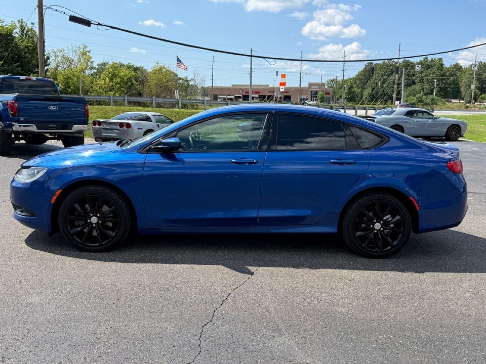 Used 2015 Chrysler 200 S w/ Comfort Group AWD/4WD image 5
