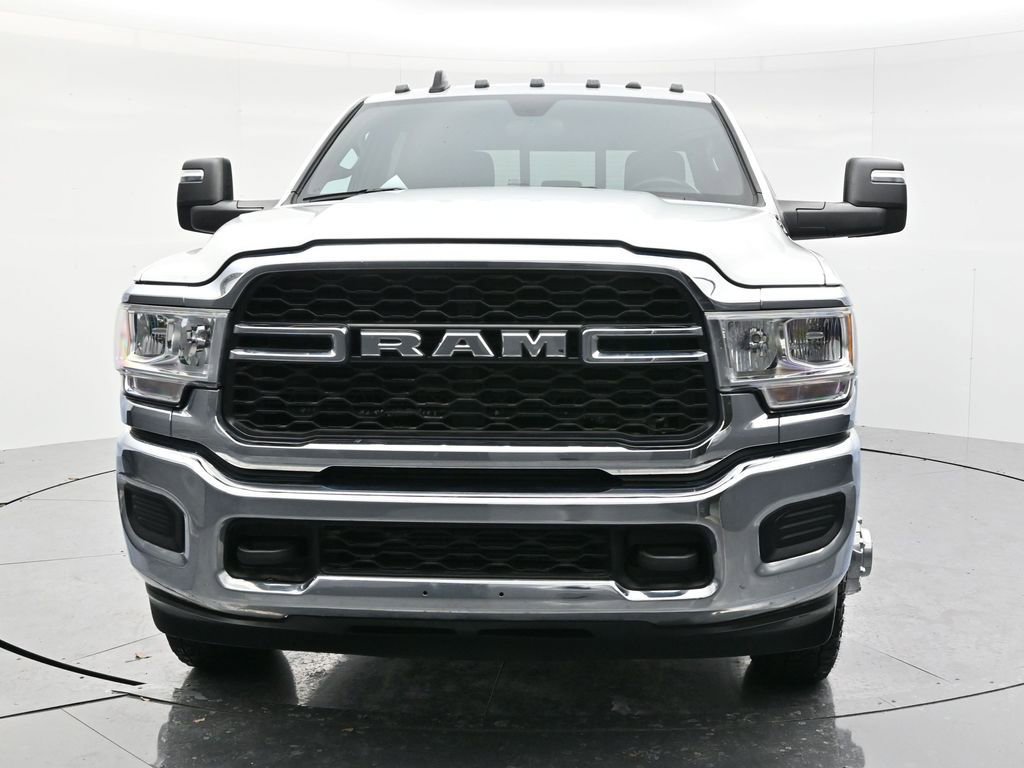 Used 2024 RAM 3500 Tradesman w/ Chrome Appearance Group image 2