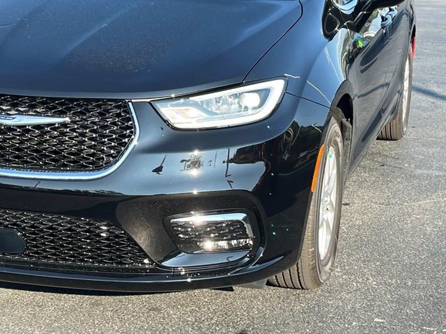 New 2026 Chrysler Pacifica Select image 10