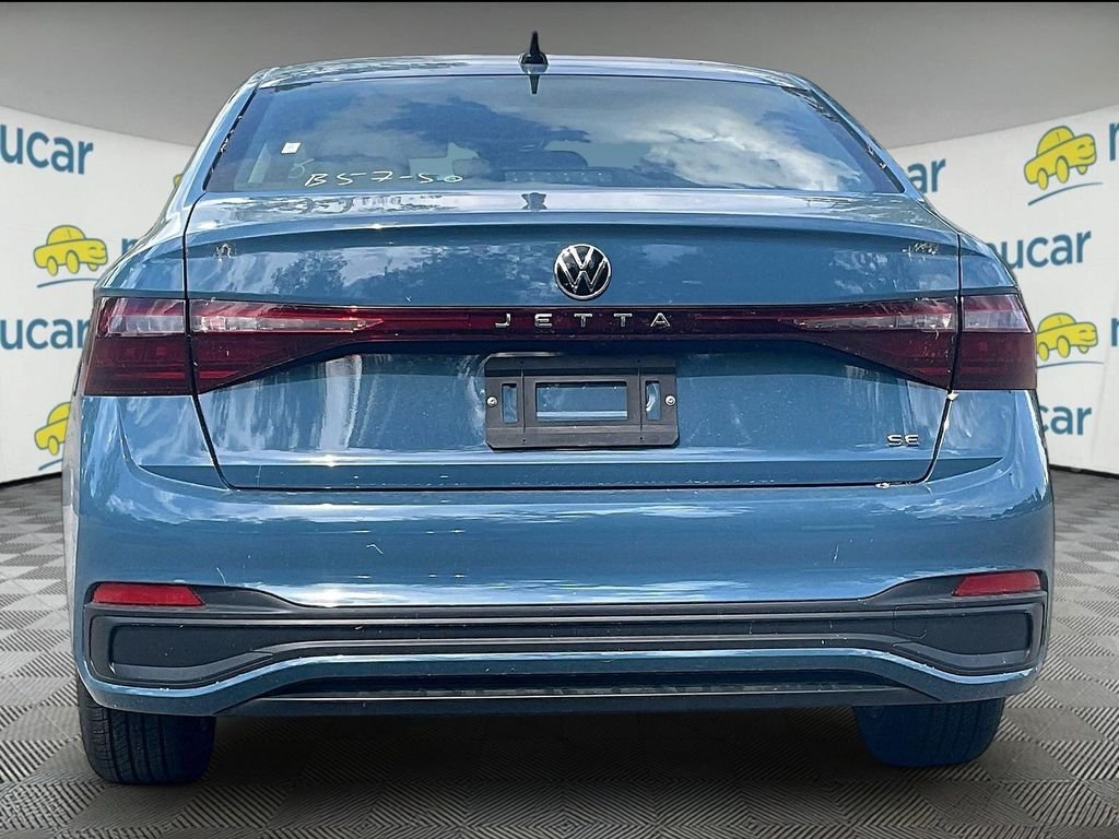New 2026 Volkswagen Jetta SE FWD image 6