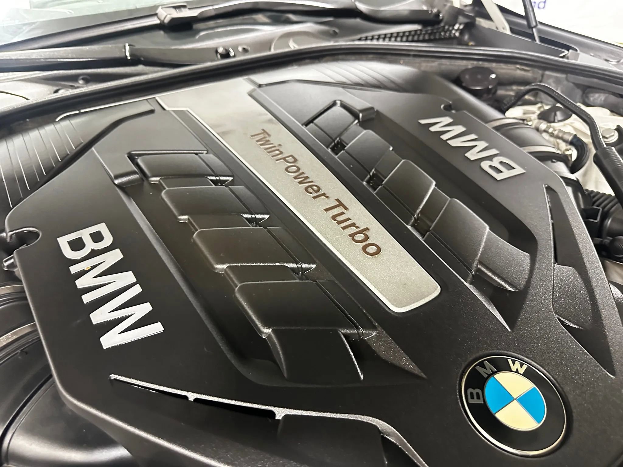 Used 2013 BMW 650i xDrive Convertible image 19