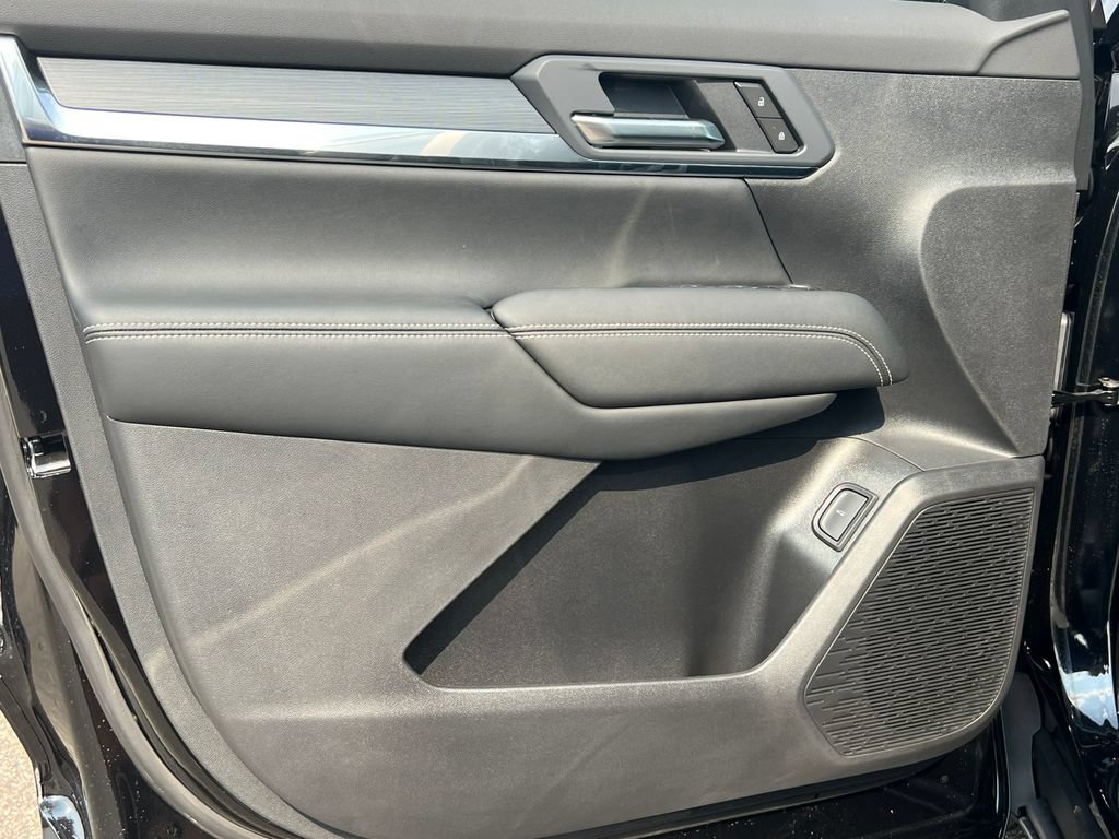 New 2027 GMC Terrain Elevation w/ Elevation Premium Package AWD/4WD image 13