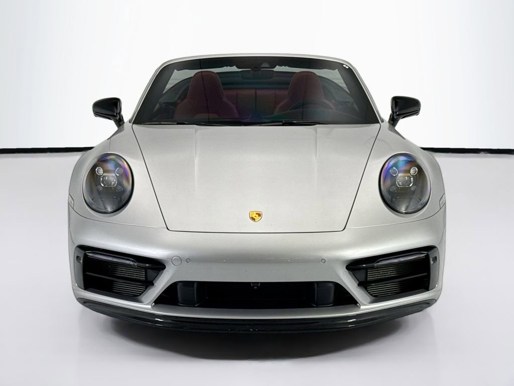 Used 2022 Porsche 911 Carrera GTS RWD image 2