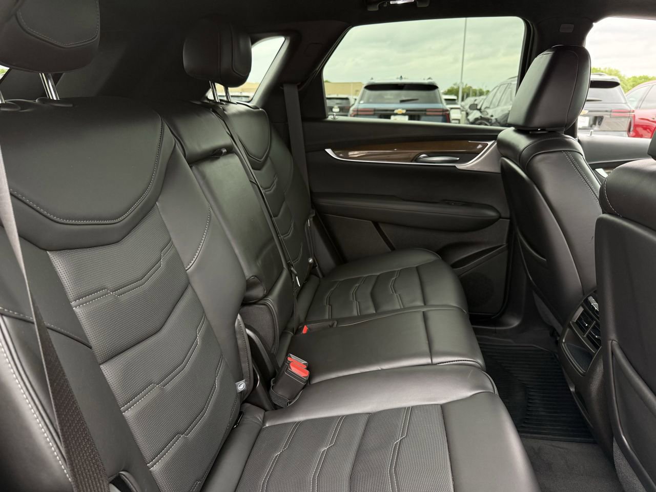 Used 2024 Cadillac XT5 Sportv w/ Platinum Package AWD/4WD image 25