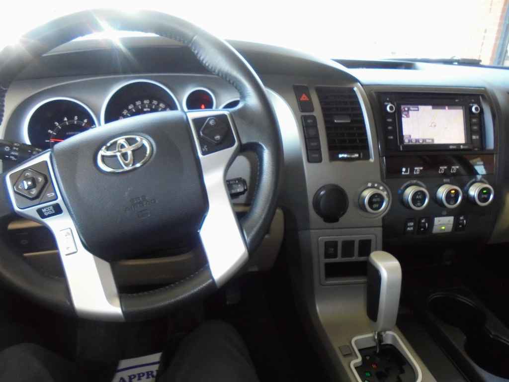 Used 2015 Toyota Sequoia Limited image 6