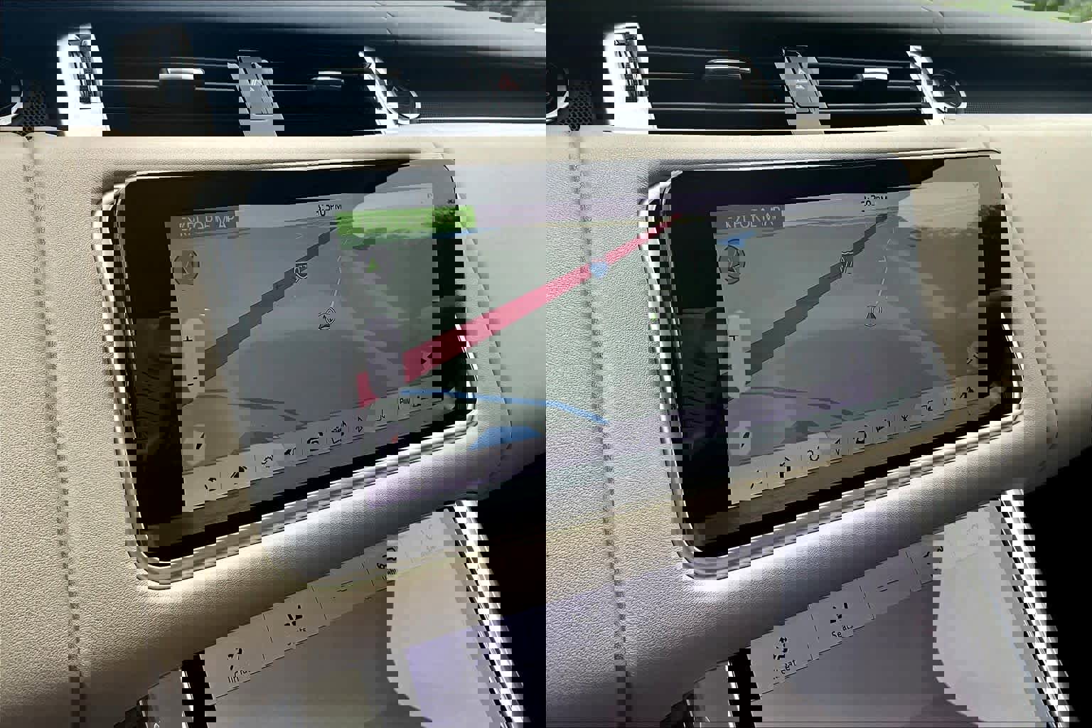 Used 2018 Land Rover Range Rover Sport HSE Dynamic image 36