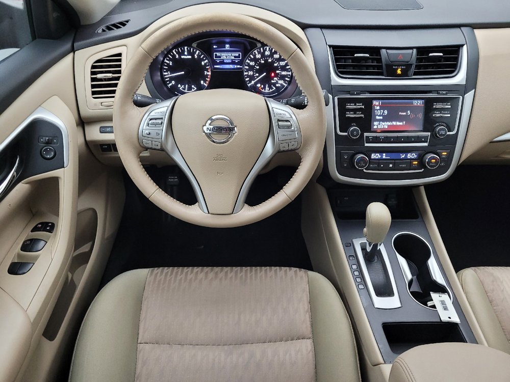 Used 2016 Nissan Altima 2.5 SV FWD image 22