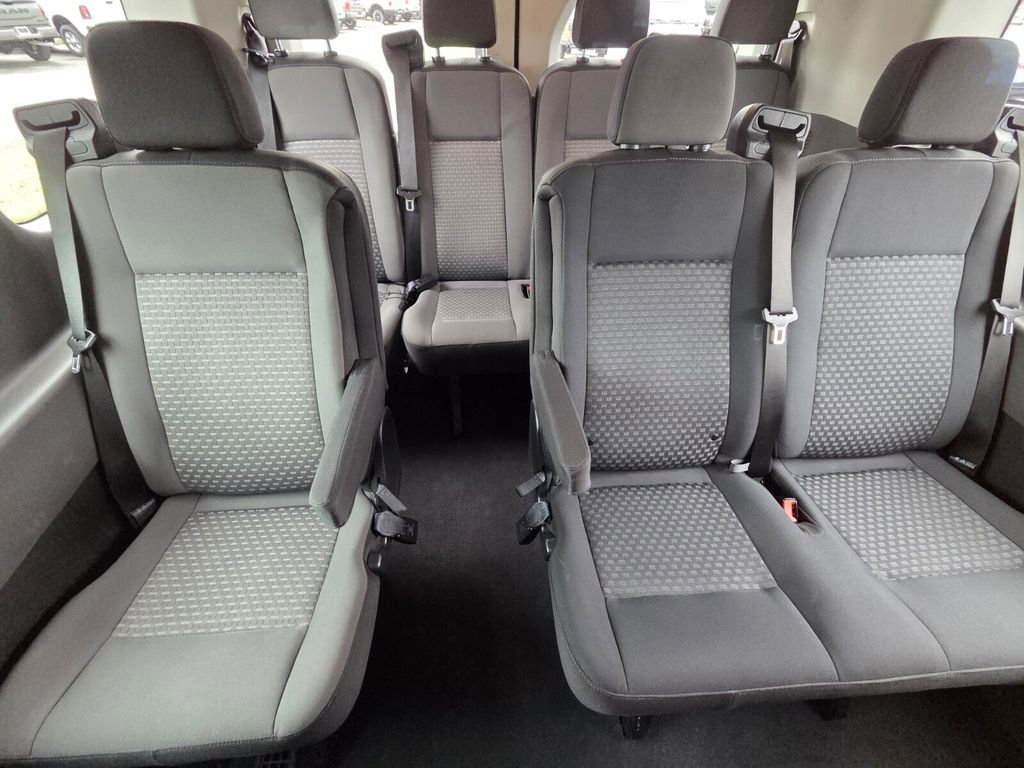 Used 2023 Ford Transit 350 XLT image 26