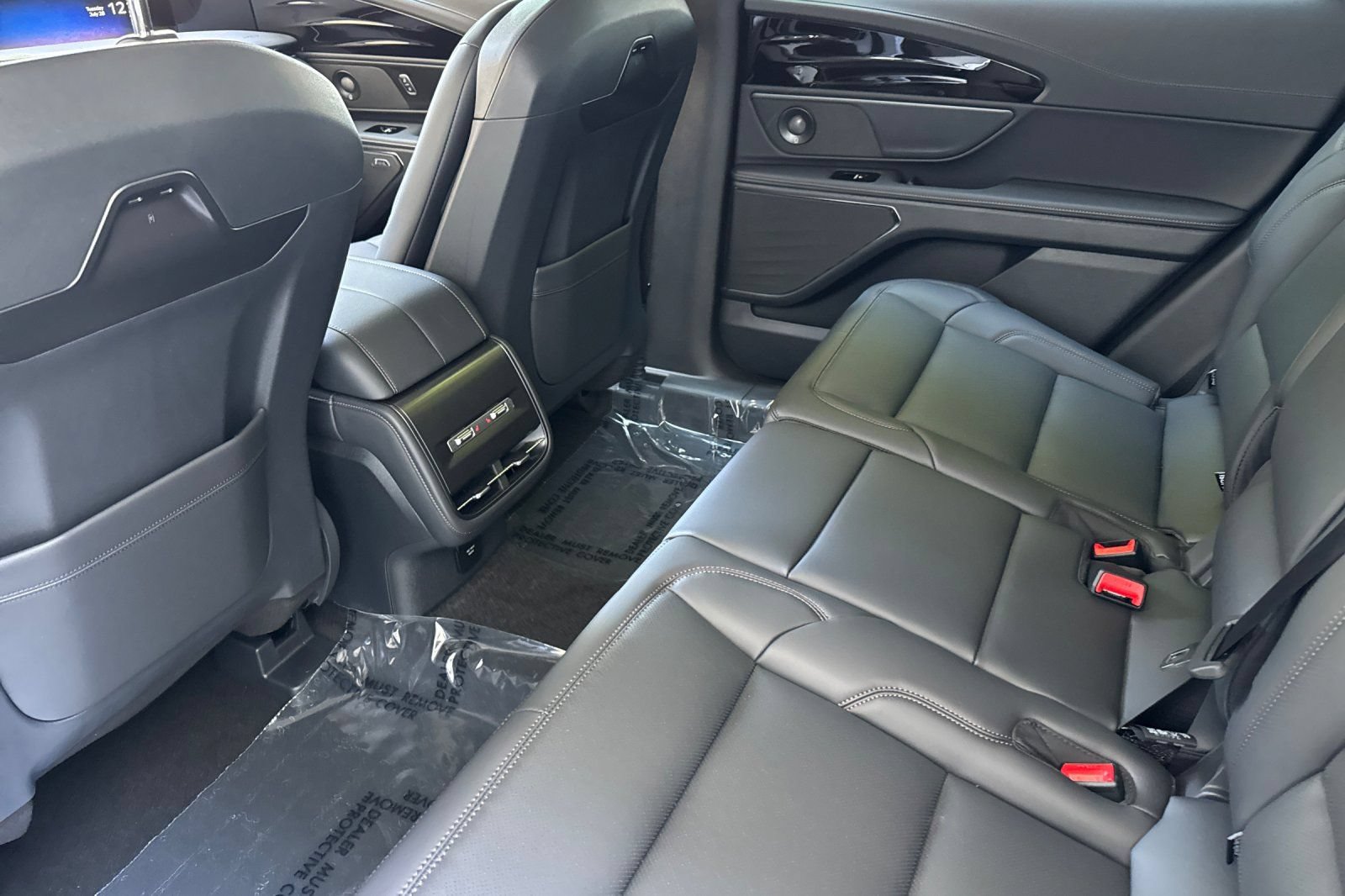 New 2026 Lincoln Nautilus Premier AWD/4WD image 9