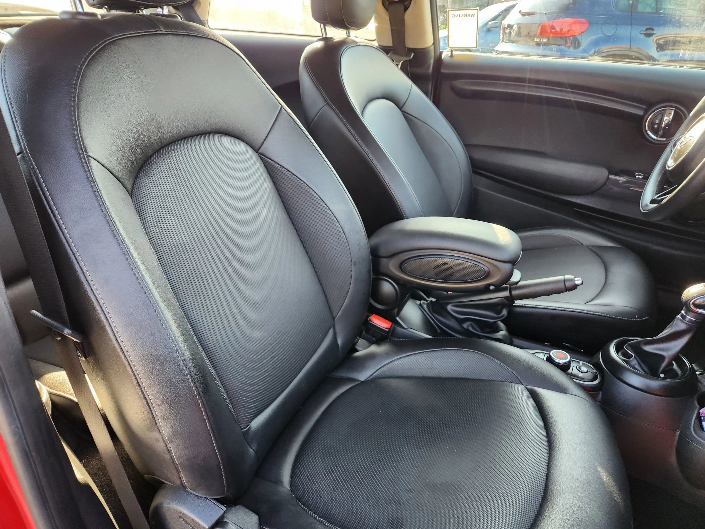 Used 2017 MINI Cooper 2-Door Hardtop image 13