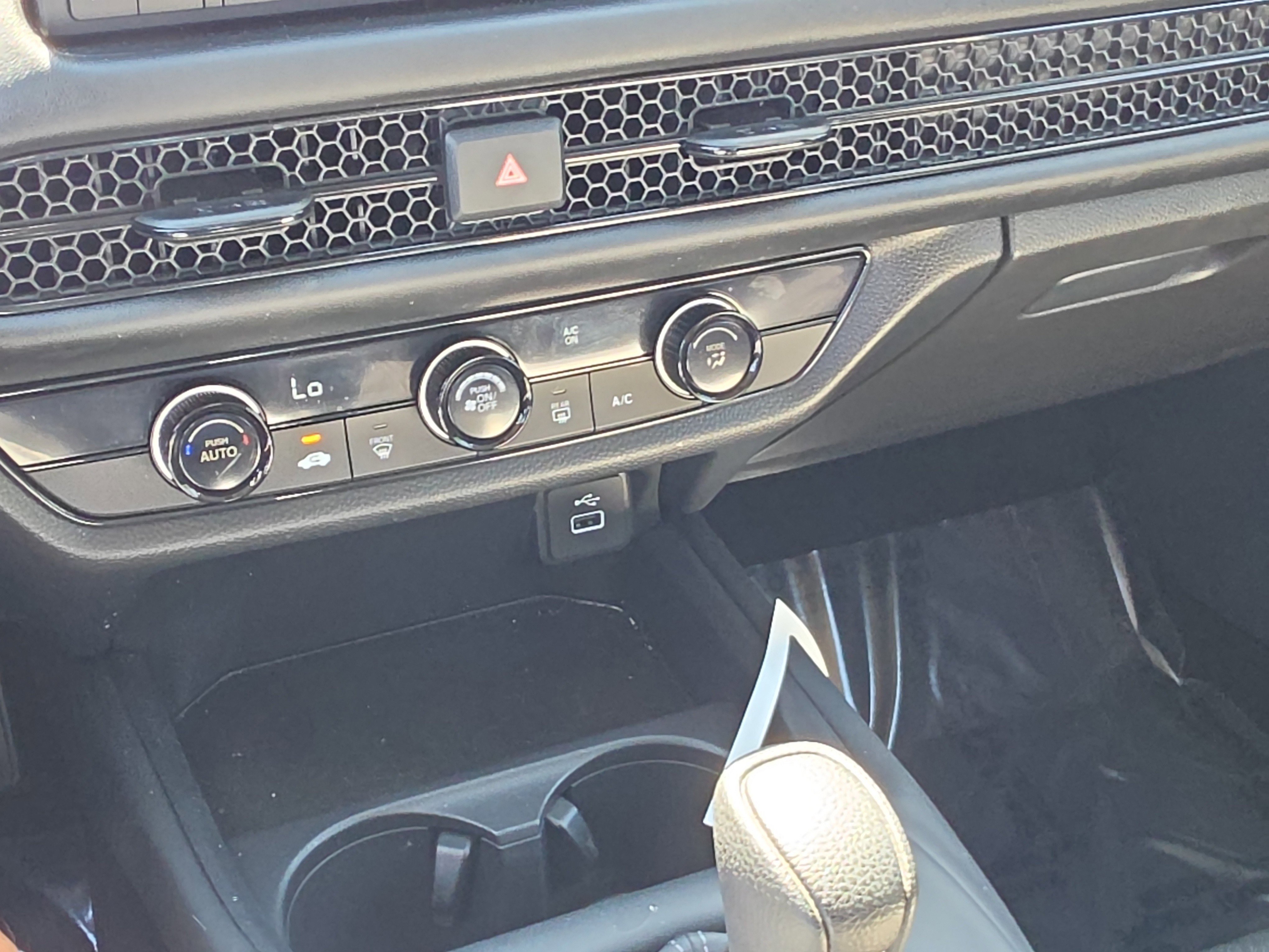 Certified 2023 Honda HR-V LX image 24