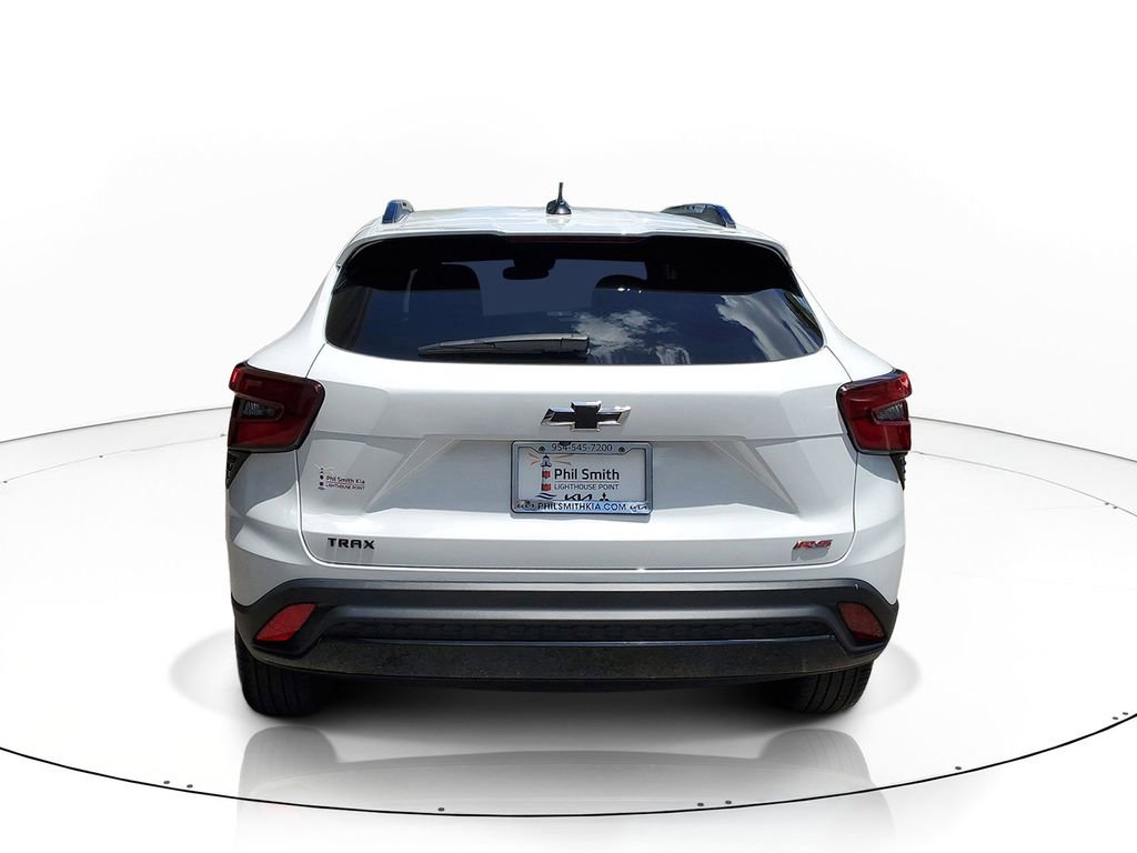 Used 2024 Chevrolet Trax RS FWD image 5