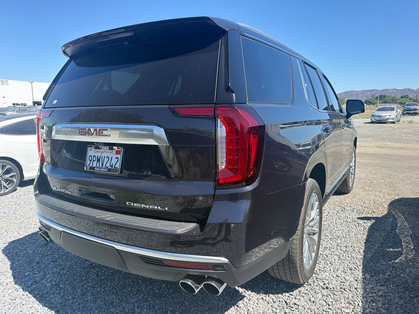 Used 2024 GMC Yukon Denali w/ Denali Reserve Package AWD/4WD image 4