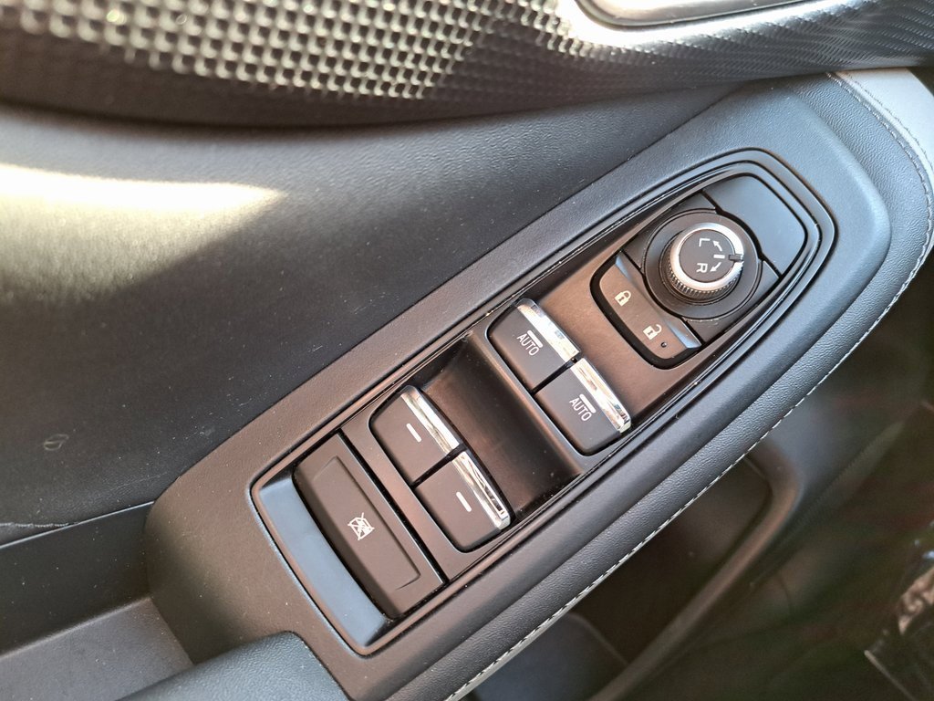 Used 2023 Subaru Forester Limited image 27