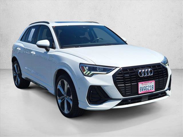 Used 2021 Audi Q3 2.0T Premium Plus w/ Premium Plus Package AWD/4WD image 3