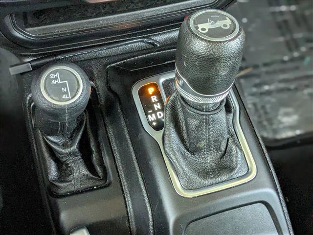 Used 2019 Jeep Wrangler Sport AWD/4WD image 11