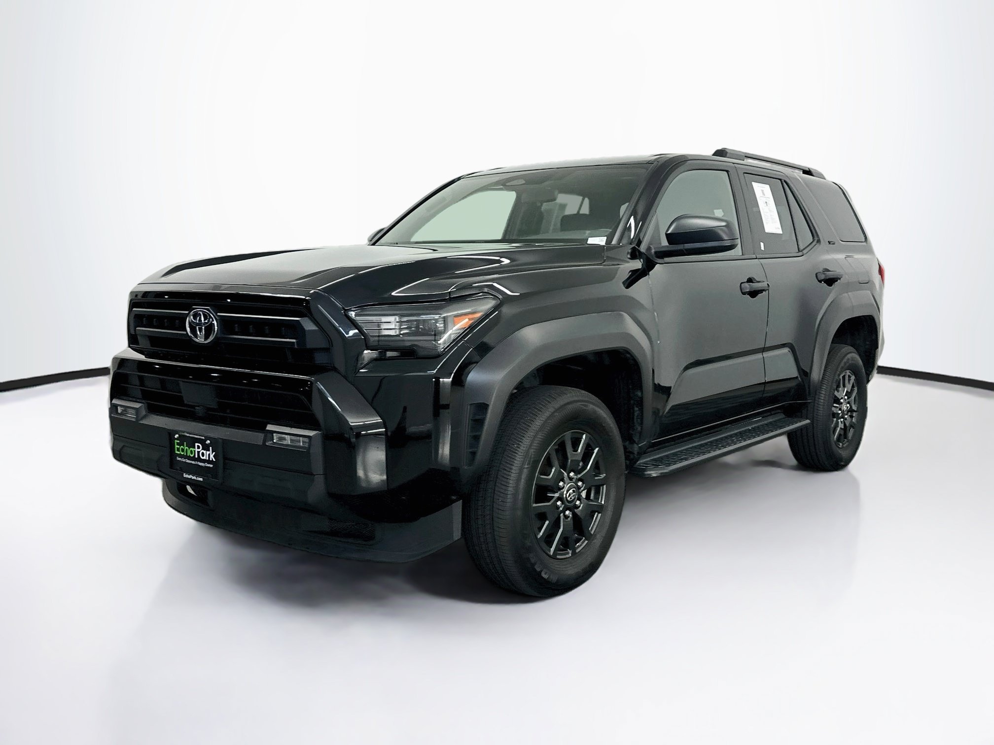 Used 2025 Toyota 4Runner SR5 AWD/4WD image 3
