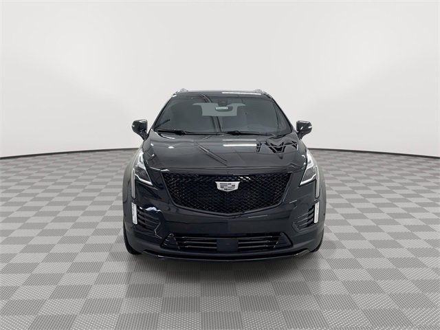 New 2025 Cadillac XT5 Premium Luxury w/ LPO, ONYX Package image 3