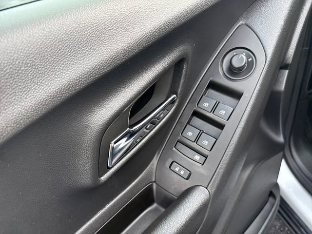 Used 2022 Chevrolet Trax LT w/ LT Convenience Package image 10