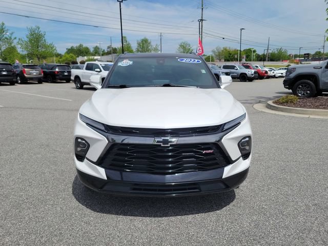 Used 2023 Chevrolet Blazer RS w/ Driver Confidence II Package FWD image 2