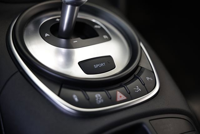 Used 2011 Audi R8 V10 AWD/4WD image 44