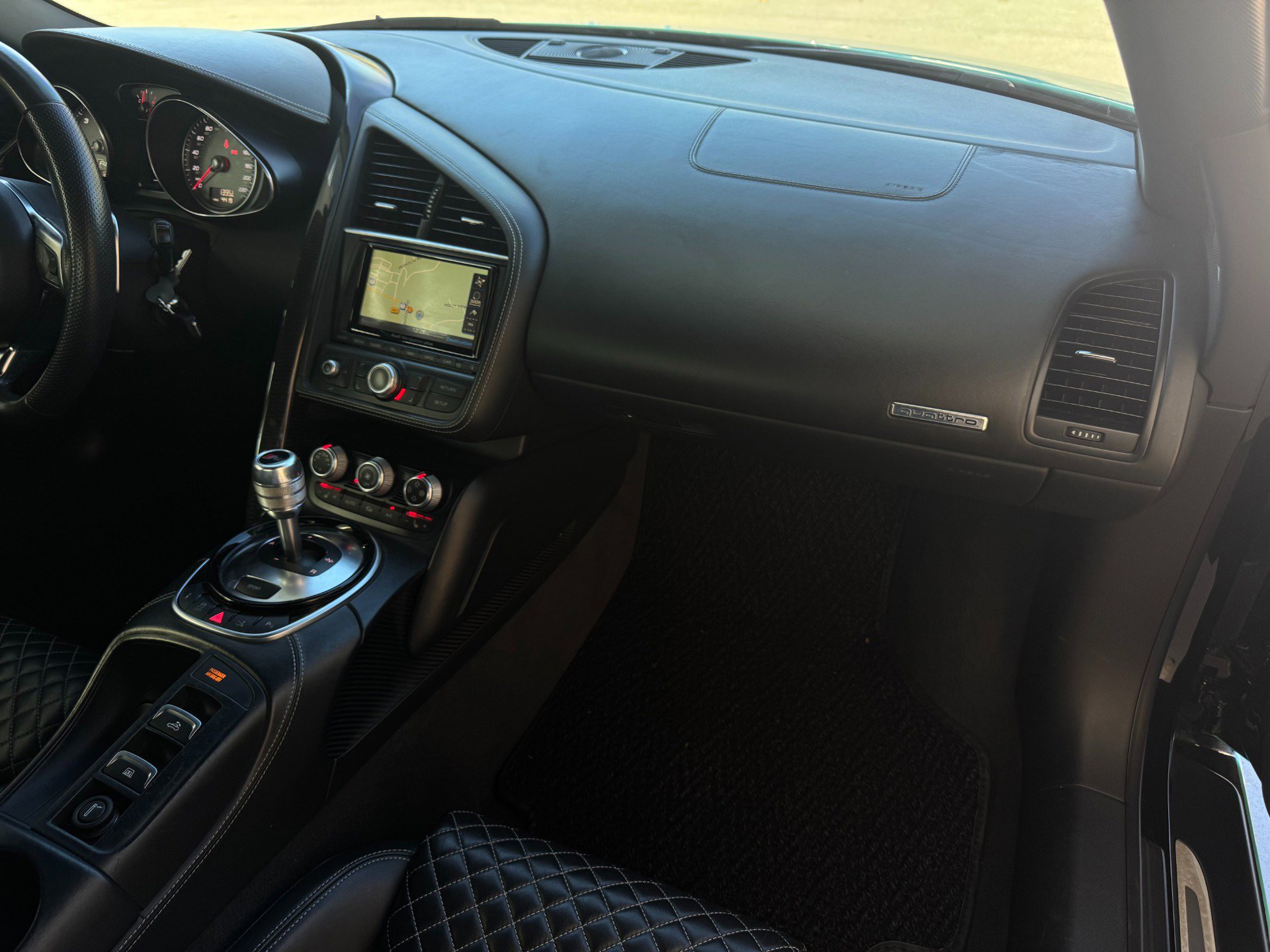 Used 2015 Audi R8 V8 AWD/4WD image 36