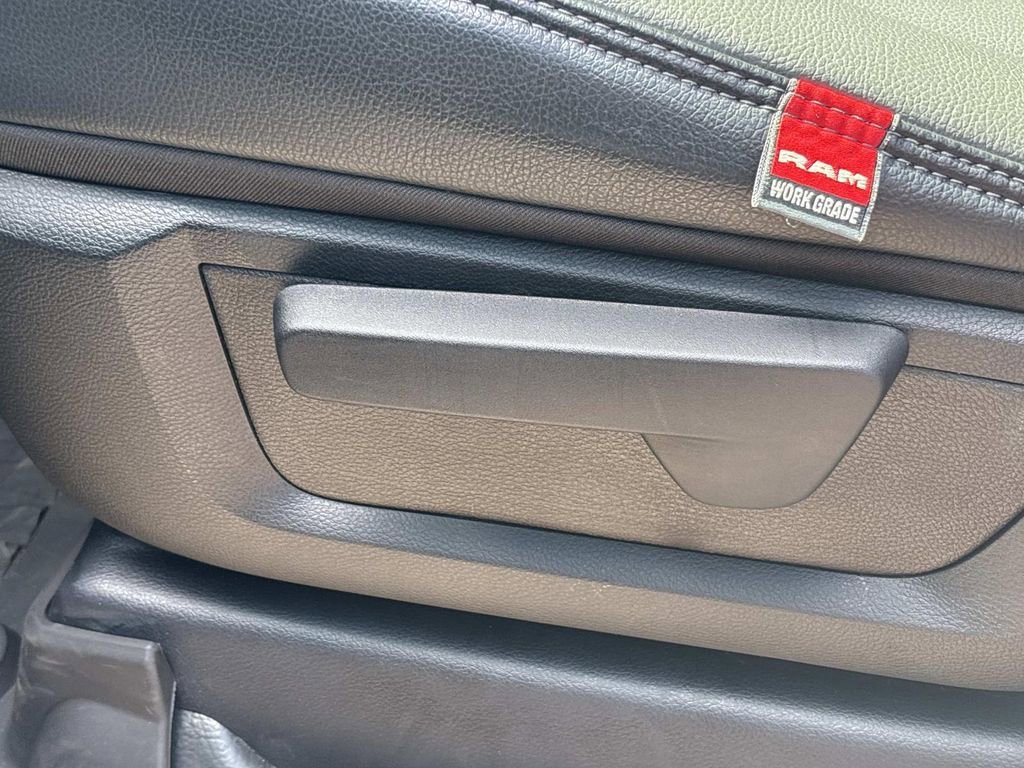 New 2026 RAM 3500 Tradesman w/ Chrome Appearance Group A image 9