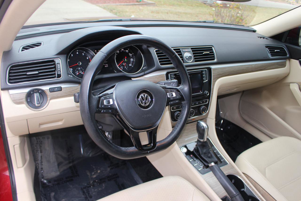 Used 2017 Volkswagen Passat 1.8T SE image 14