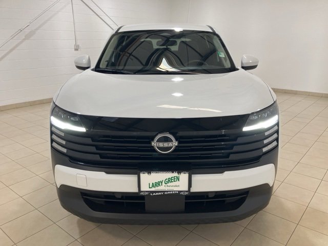 Used 2025 Nissan Kicks SV image 8