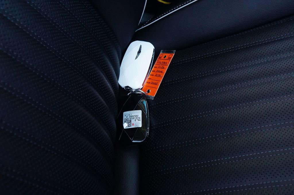 Certified 2026 Genesis G70 2.5T Prestige image 24