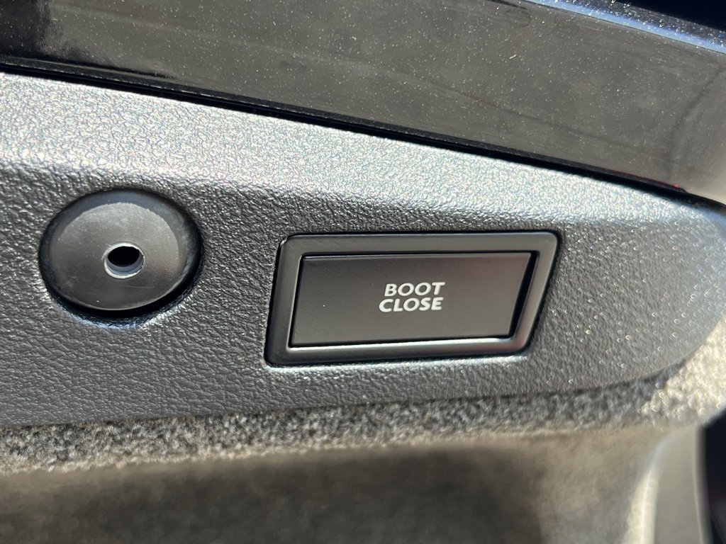 Used 2011 Bentley Continental GTC image 20