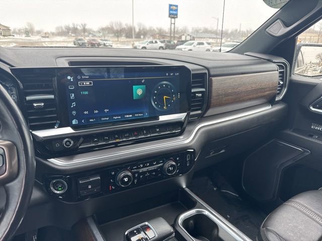 Used 2023 Chevrolet Silverado 1500 High Country AWD/4WD image 12