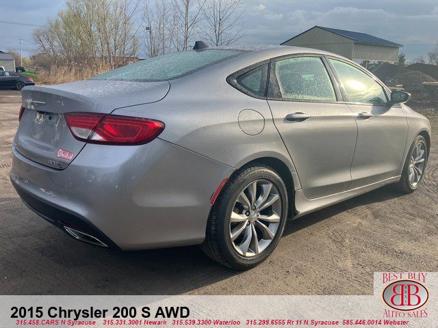 Used 2015 Chrysler 200 S w/ Navigation & Sound Group I image 7