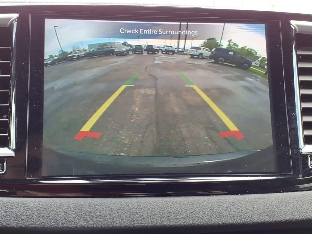 Used 2025 Chrysler Pacifica Select FWD image 23