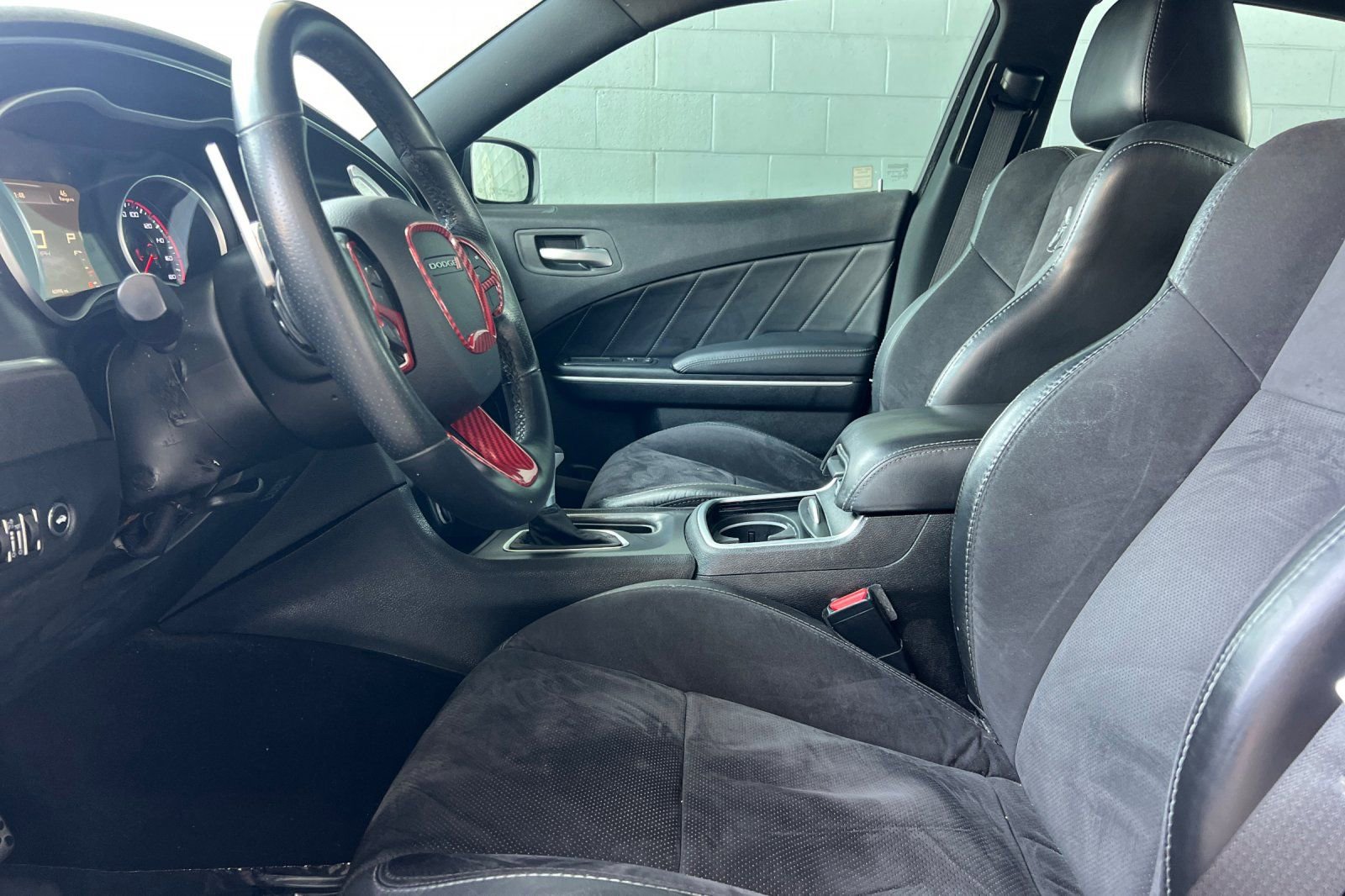 Used 2018 Dodge Charger R/T Scat Pack w/ Dynamics Package RWD image 9