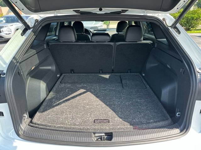 Used 2023 Volkswagen Atlas Cross Sport SE FWD image 29