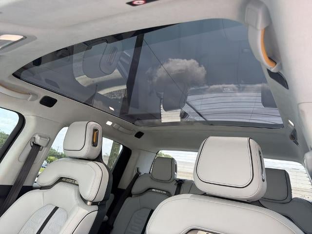 Used 2022 Rivian R1T Launch Edition AWD/4WD image 31