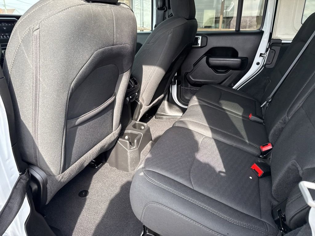 Used 2022 Jeep Wrangler Unlimited Sport image 42