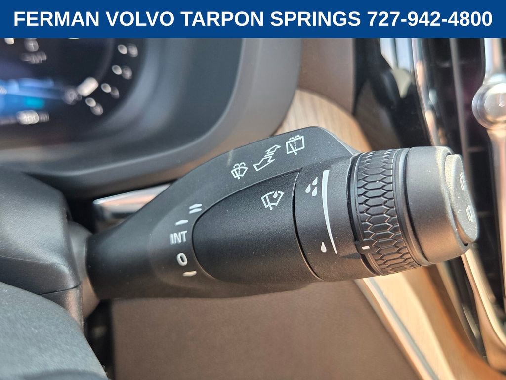 New 2026 Volvo XC60 B5 Core AWD/4WD image 31